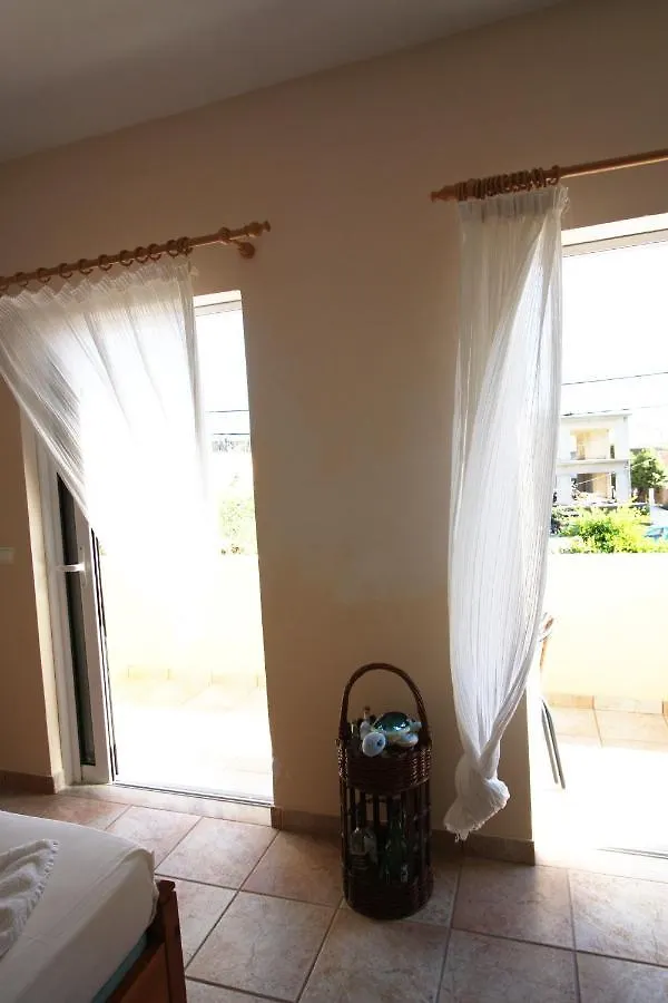Lejlighed Mandola Studios - Beachside Skala